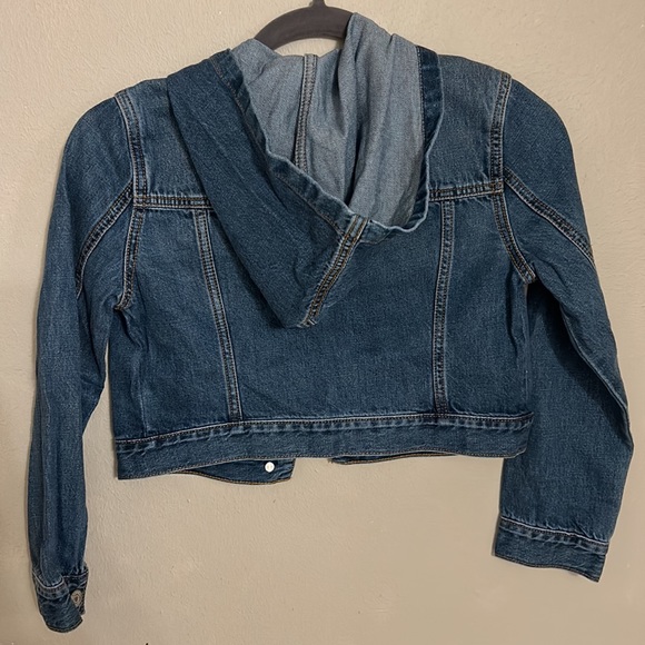 GAP jean jacket with hoodie. GUC Girls Size: M Regular - Picture 3 of 3